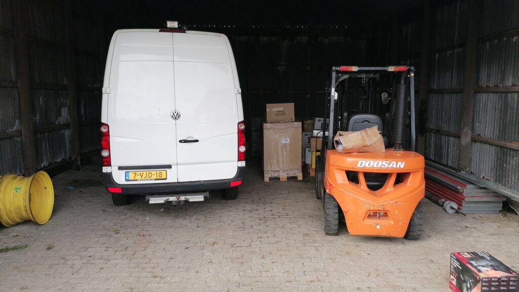 2 Klusplek voor klussen camperbus Zoetermeer 2 2 Klusplek voor klussen camperbus Zoetermeer 2