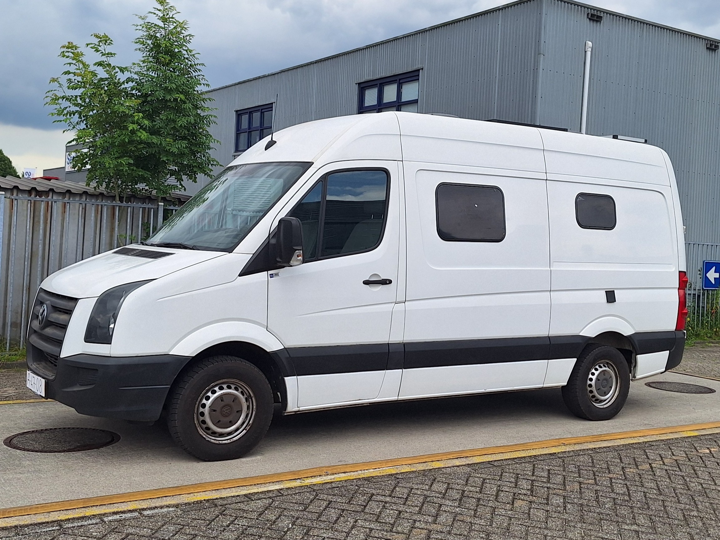 8 zijramen volledige camperbus
